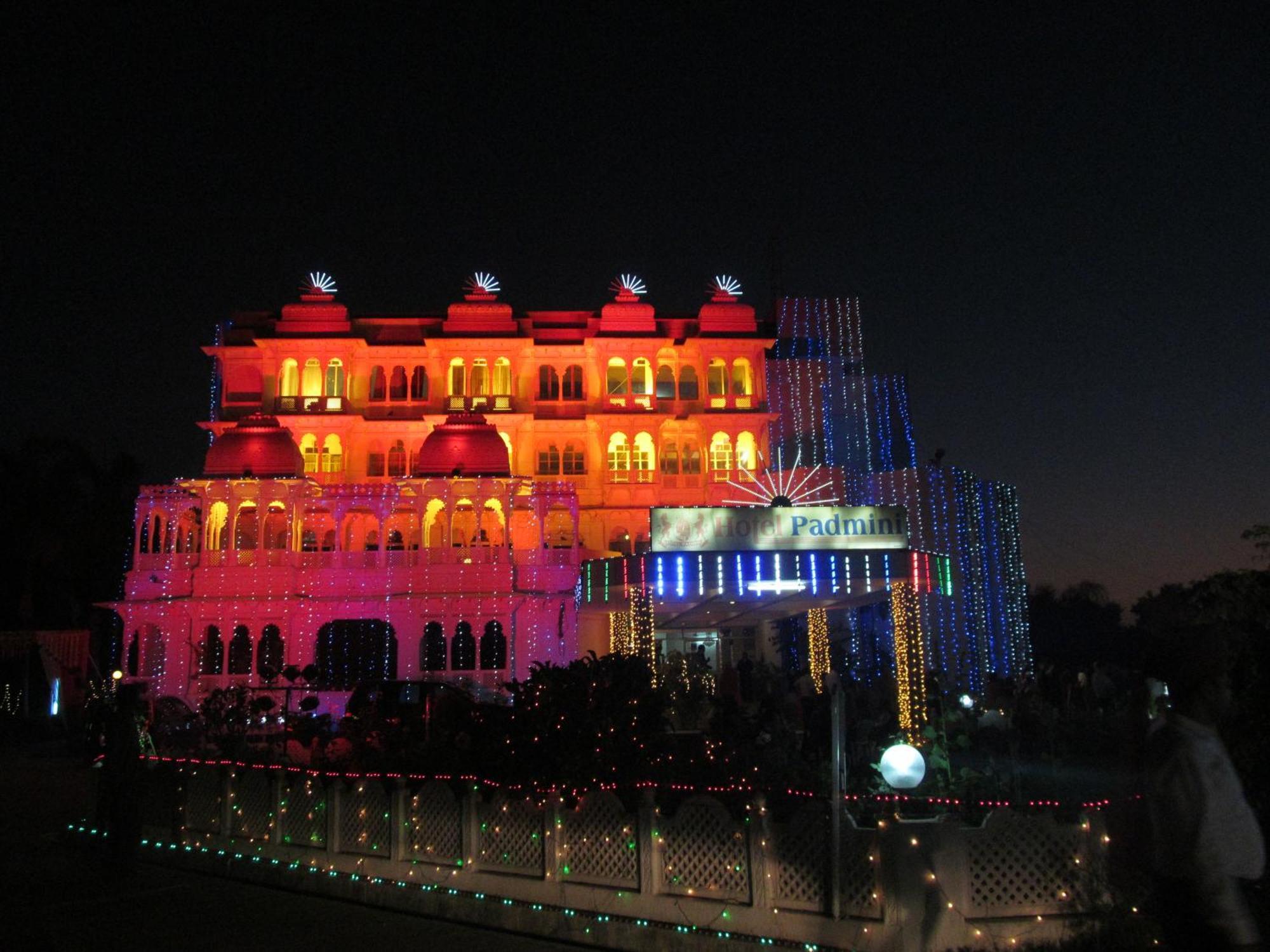 Hotel Padmini Chittorgarh Bagian luar foto